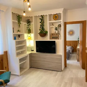 https://casa-make.hotelsinnerja.org